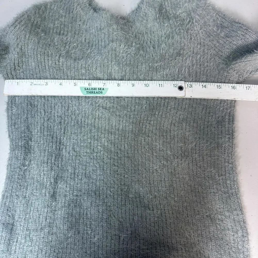 Harper Lane‎ Women's Small Light Sage Green Pullover Sweater Fuzzy Preppy Soft